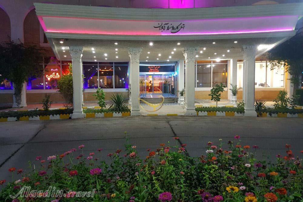 نمای هتل کاروانسرای 4 ستاره پارس آبادان | علاءالدین تراول
