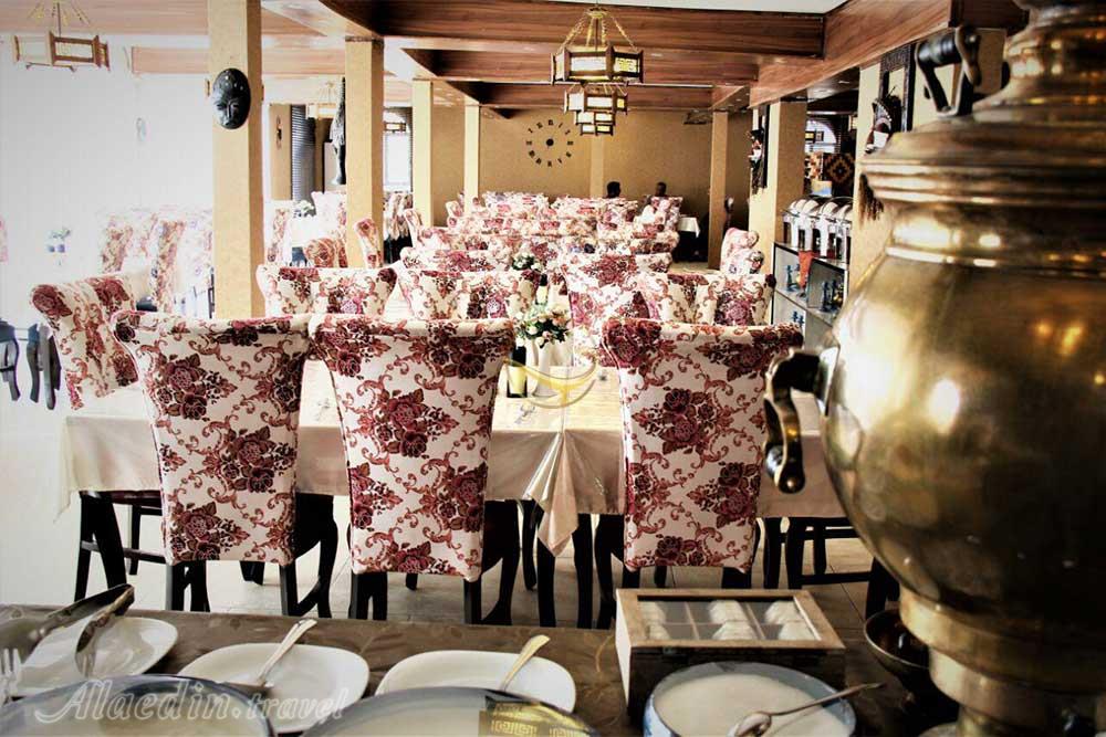 رستوران هتل 3 ستاره نخل آبادان | علاءالدین تراول