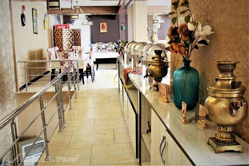 میز سلف هتل 3 ستاره نخل آبادان | علاءالدین تراول