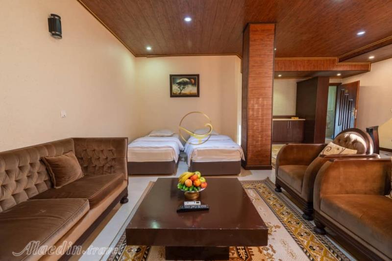 هتل الماس عباس آباد | علاالدین تراول