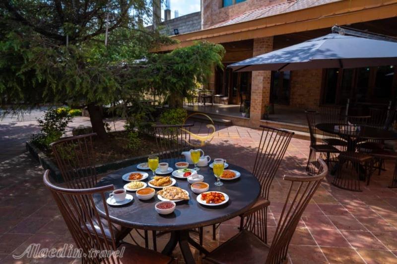 هتل الماس عباس آباد | علاالدین تراول