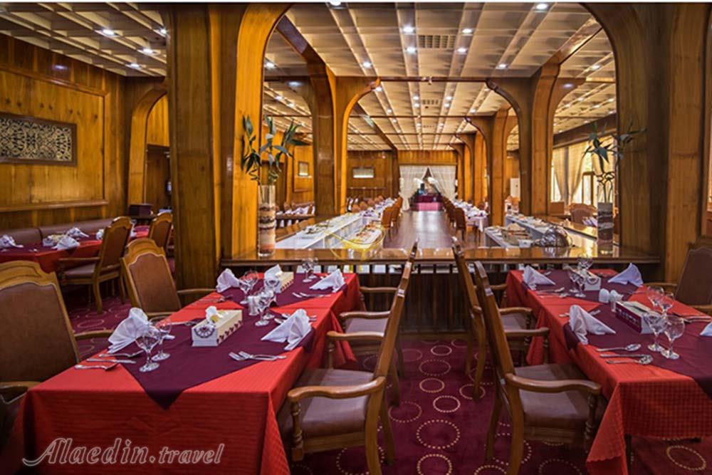 رستوران هتل 5 ستاره پارس اهواز | علاءالدین تراول