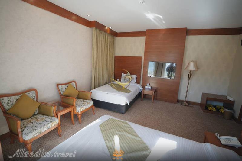 عکس های هتل کانیار علی آباد کتول