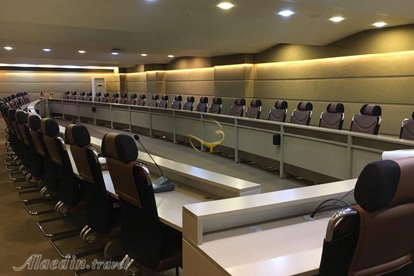 آمفی تئاتر هتل المپیک سه ستاره آمل | علاءالدین تراول