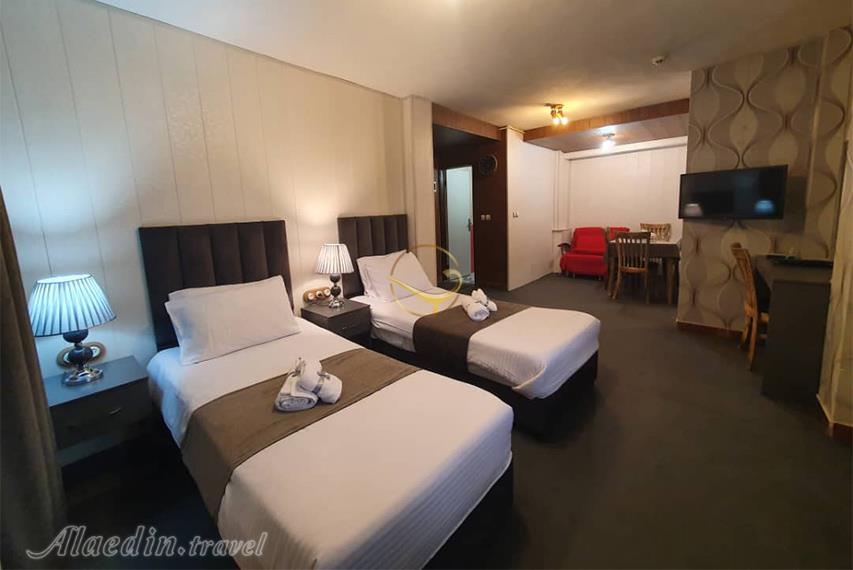 ٰهتل دنیز انزلی | علاالدین تراول