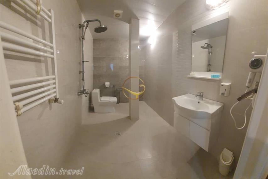 هتل دنیز انزلی | علاالدین تراول