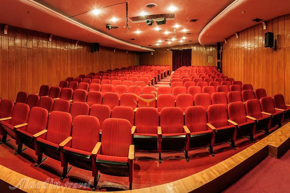 سالن کنفرانس هتل 5 ستاره امیرکبیر اراک | علاءالدین تراول