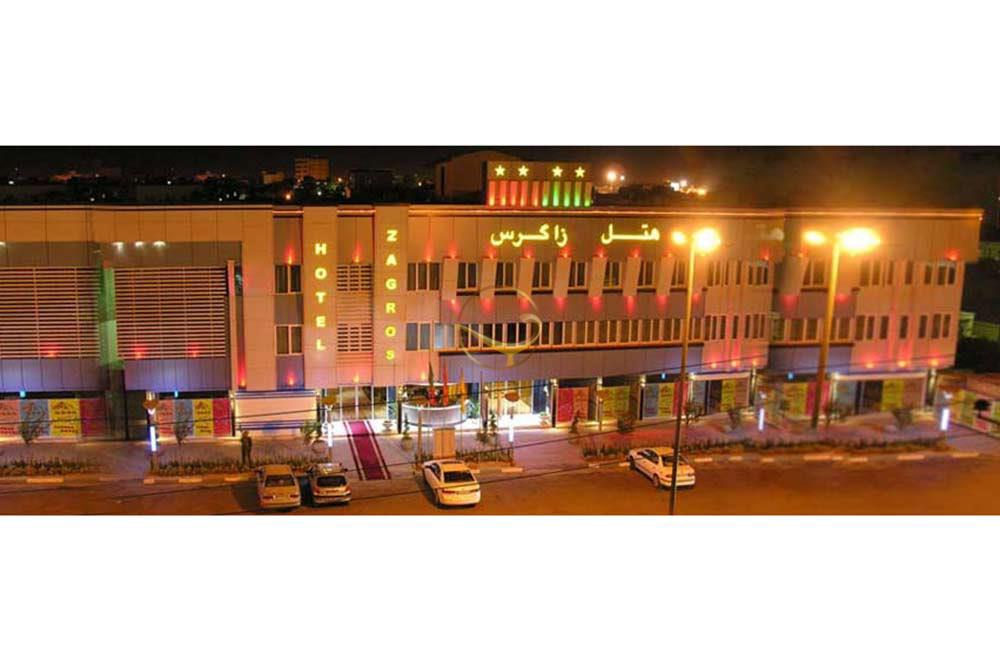 نمای شب هتل 4 ستاره زاگرس اراک | علاءالدین تراول