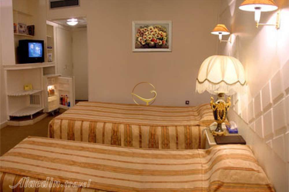 اتاق دو تخته تویین هتل 4 ستاره زاگرس اراک | علاءالدین تراول