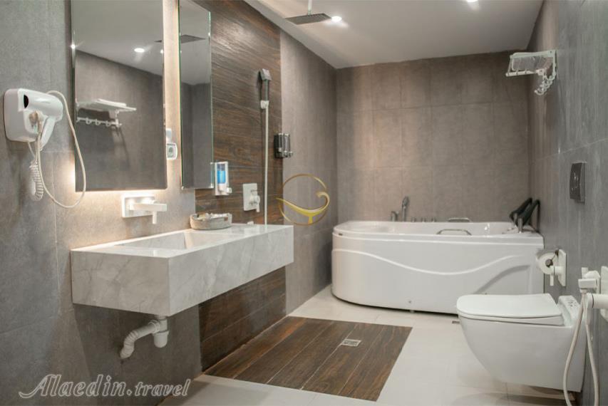 سرویس بهداشتی هتل ملل اردبیل | علاالدین تراول