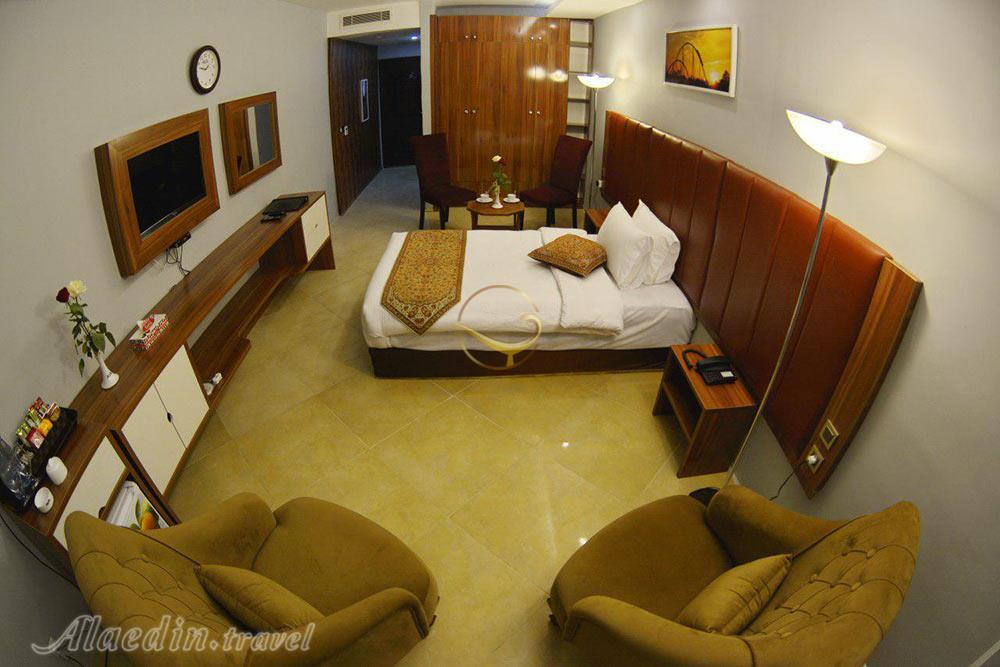 اتاق سینگل هتل 4 ستاره ریم رام عسلویه | علاءالدین تراول