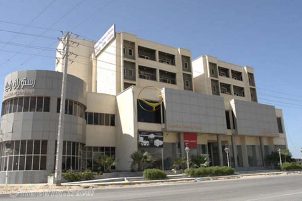 نمای هتل آپارتمان سه ستاره رمیله عسلویه | علاالدین تراول