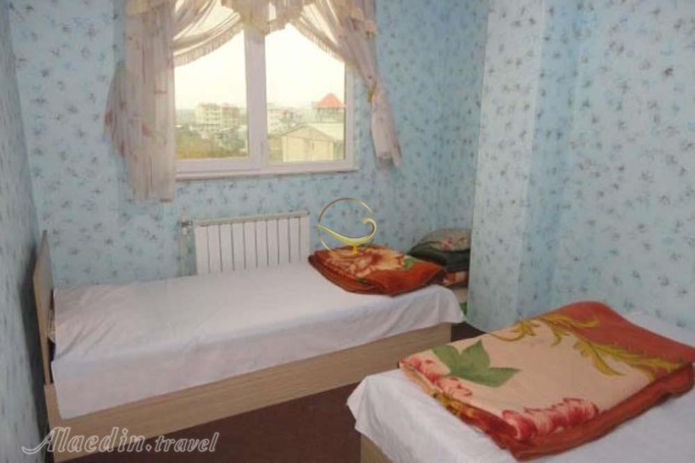 اتاق هتل سه ستاره دریا آستارا سوئیت هتل سه ستاره دریا آستارا | علاءالدین تراول