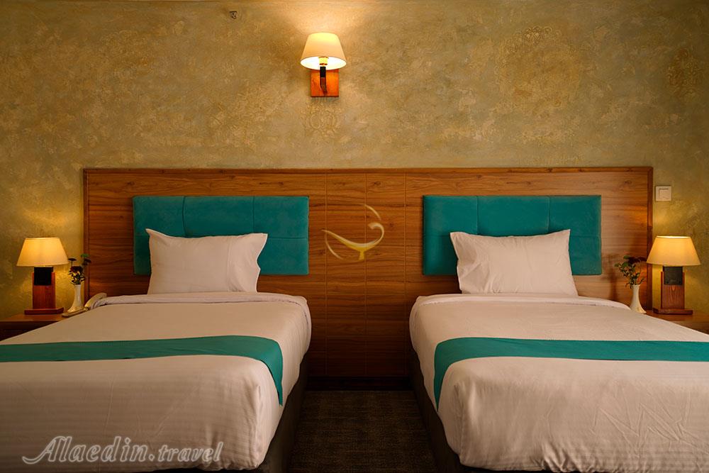 هتل برج ساعت بابلسر | علاءالدین تراول