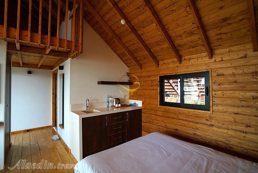 هتل ساحلی میزبان بابلسر | علاءالدین تراول