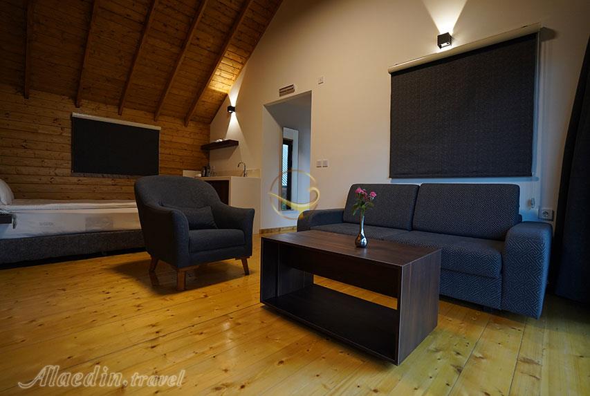 هتل ساحلی میزبان بابلسر | علاءالدین تراول