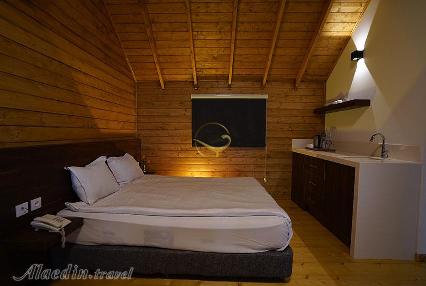 هتل ساحلی میزبان بابلسر | علاءالدین تراول