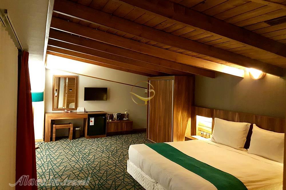 اتاق دبل هتل چهار ستاره میزبان بابلسر | علاءالدین تراول