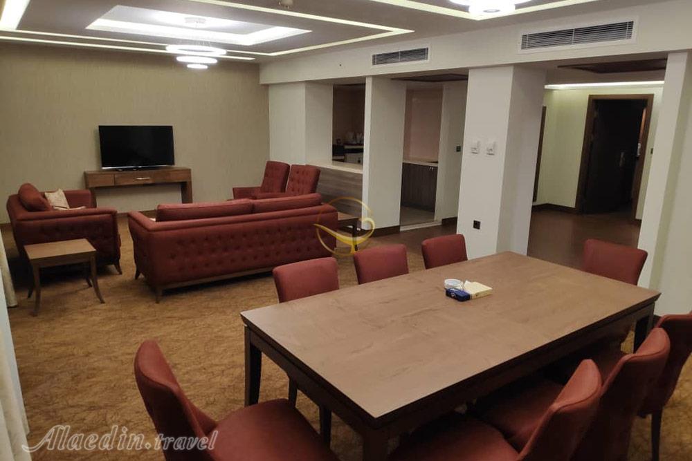 اتاق های هتل پنج ستاره هما بندرعباس | علاءالدین تراول