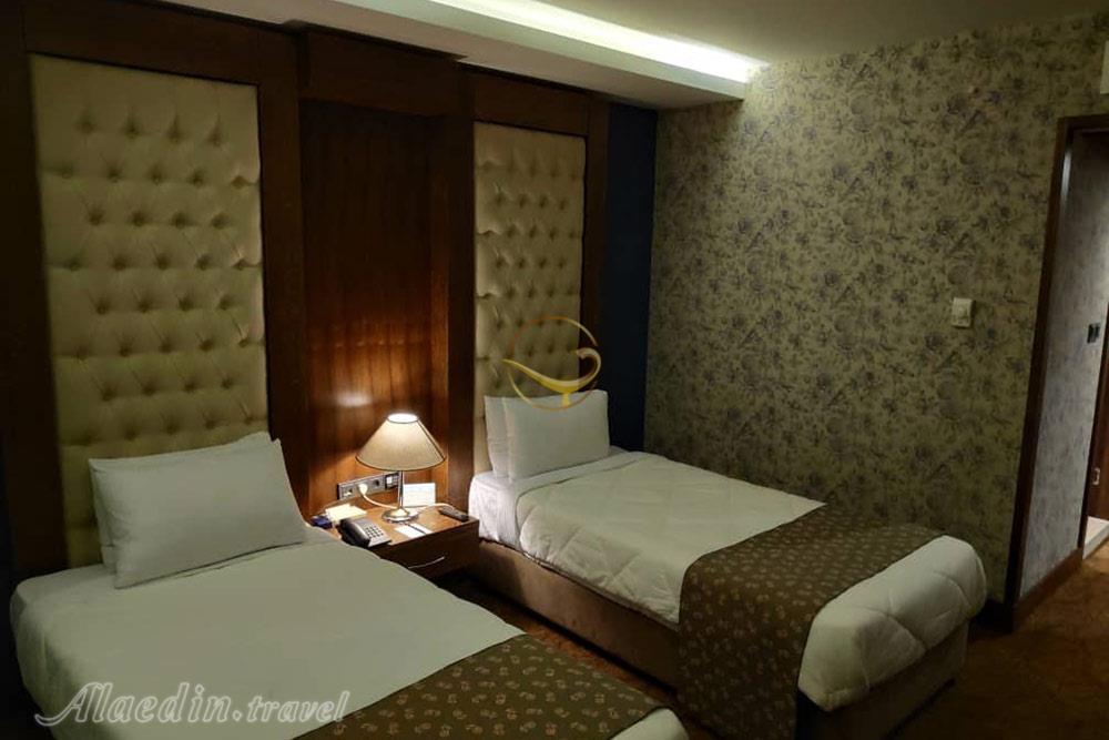 اتاق های هتل پنج ستاره هما بندرعباس | علاءالدین تراول