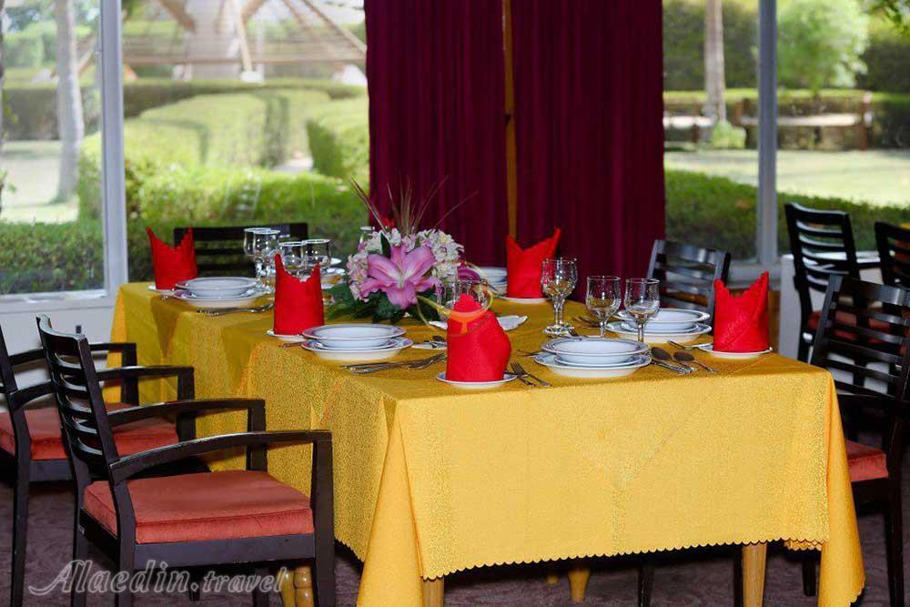 رستوران هتل پنج ستاره هما بندر عباس | علاءالدین تراول