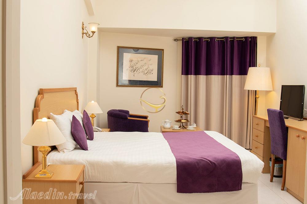 اتاق های هتل 5 ستاره هرمز بندرعباس | علاءالدین تراول