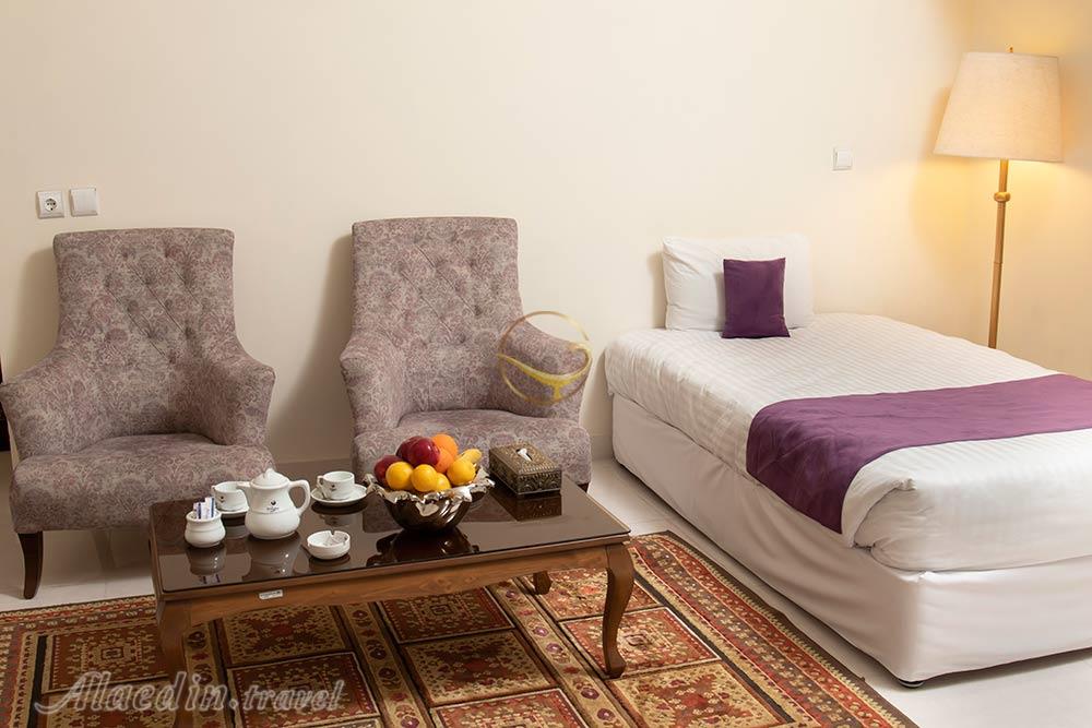 اتاق های هتل 5 ستاره هرمز بندرعباس | علاءالدین تراول