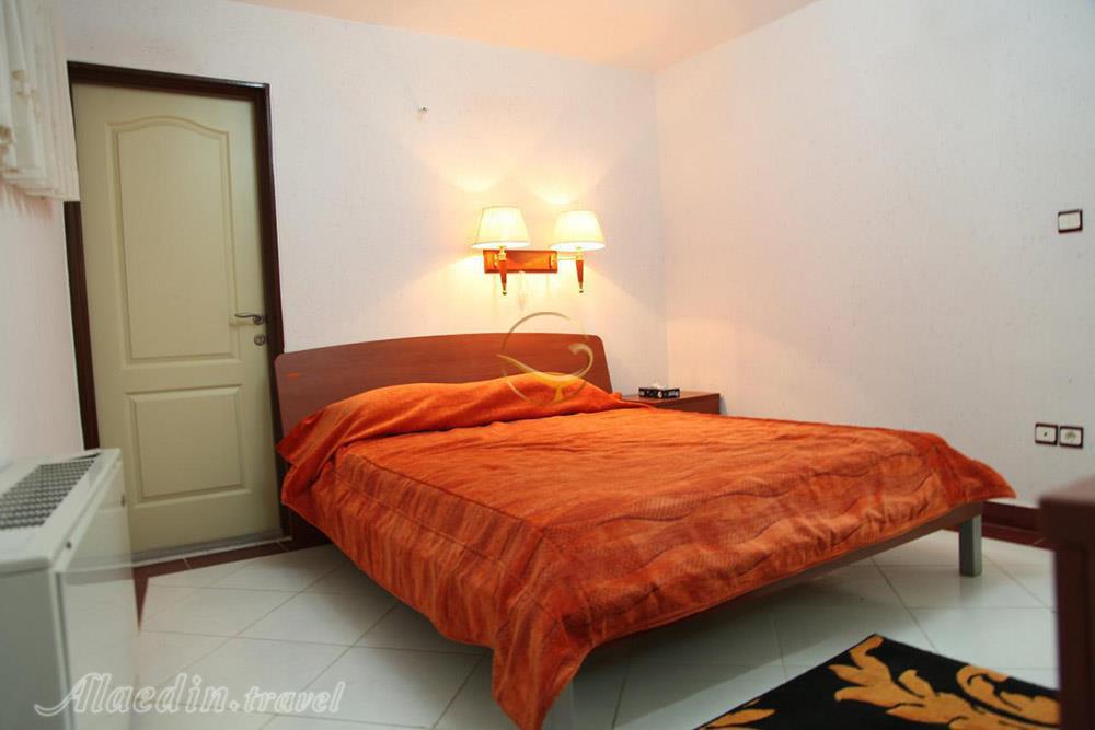 اتاق دو تخته هتل سه ستاره مروارید صدرا بهشهر | علاءالدین تراول