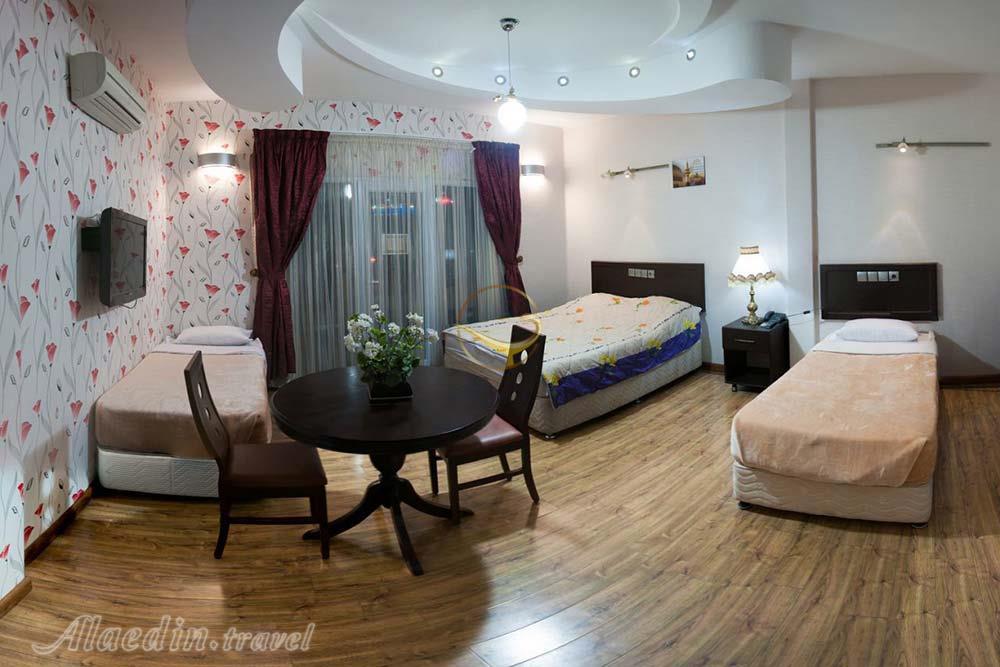 اتاق چهار تخته هتل بزرگ 3 ستاره کوهستان بیرجند | علاءالدین تراول