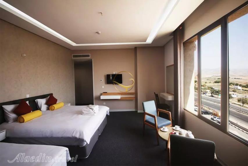 هتل بزرگ امیرخانلو و پسران | علاالدین تراول