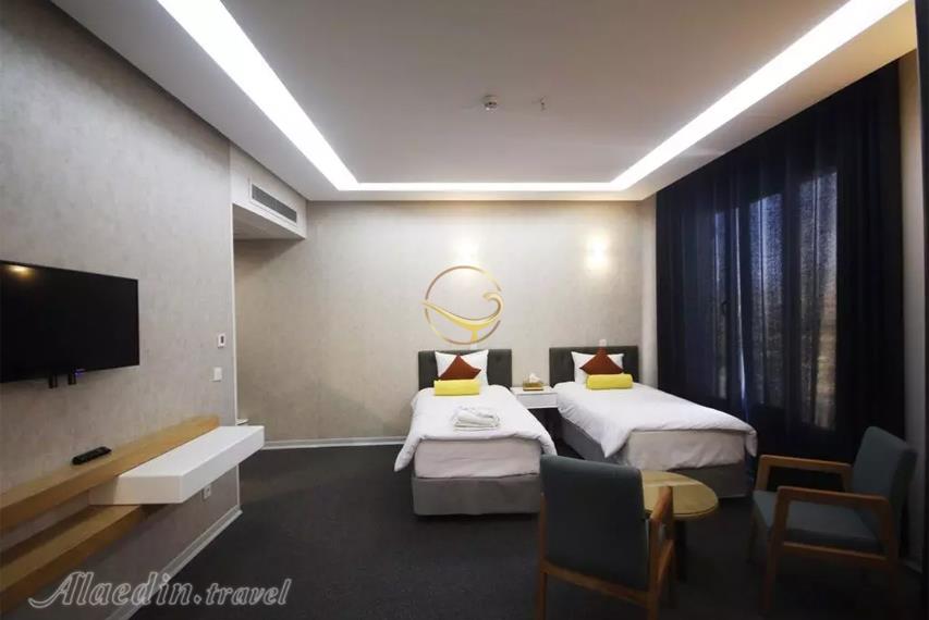 هتل بزرگ امیرخانلو و پسران | علاالدین تراول