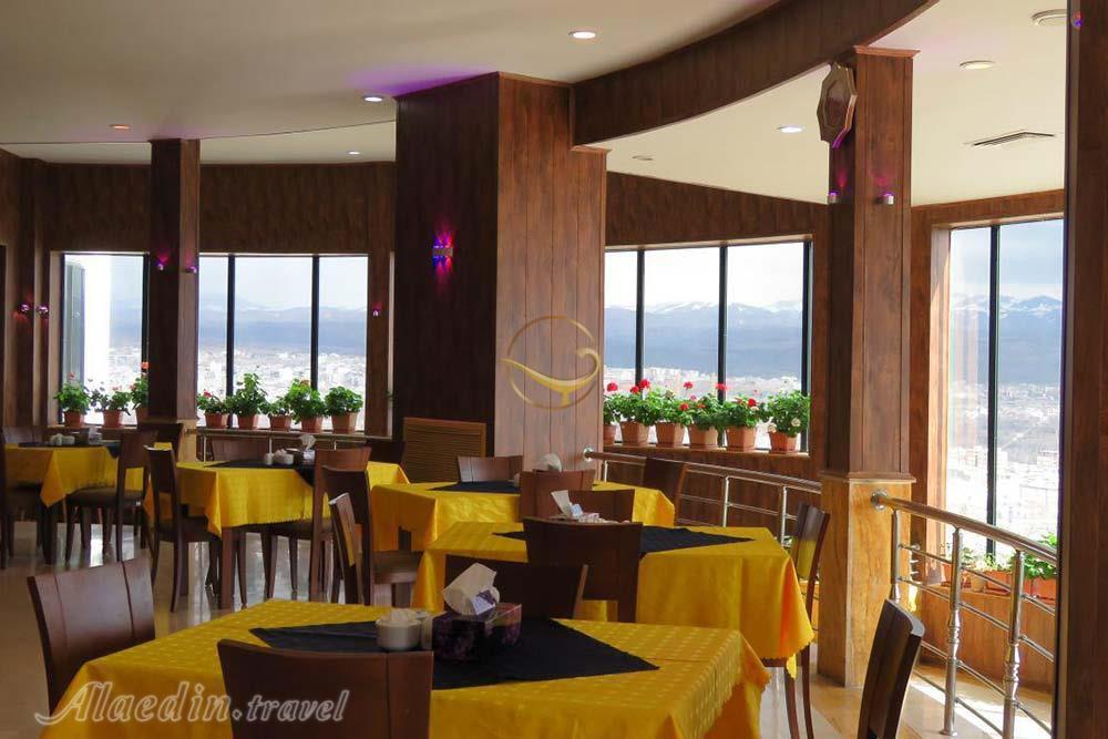 رستوران هتل 4 ستاره زاگرس بروجرد | علاءالدین تراول