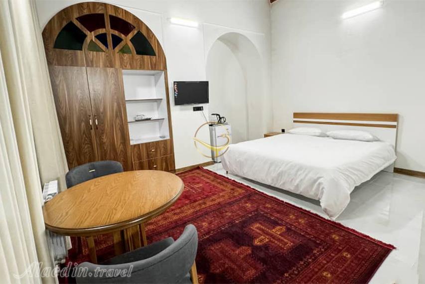 بوتیک هتل عمارت بیلیارد بوشهر | علاالدین تراول