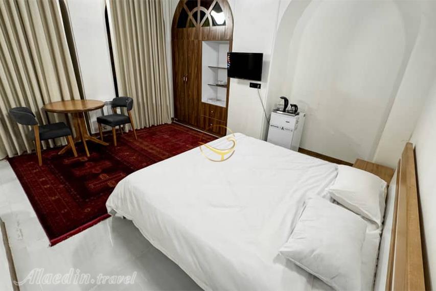 بوتیک هتل عمارت بیلیارد بوشهر | علاالدین تراول