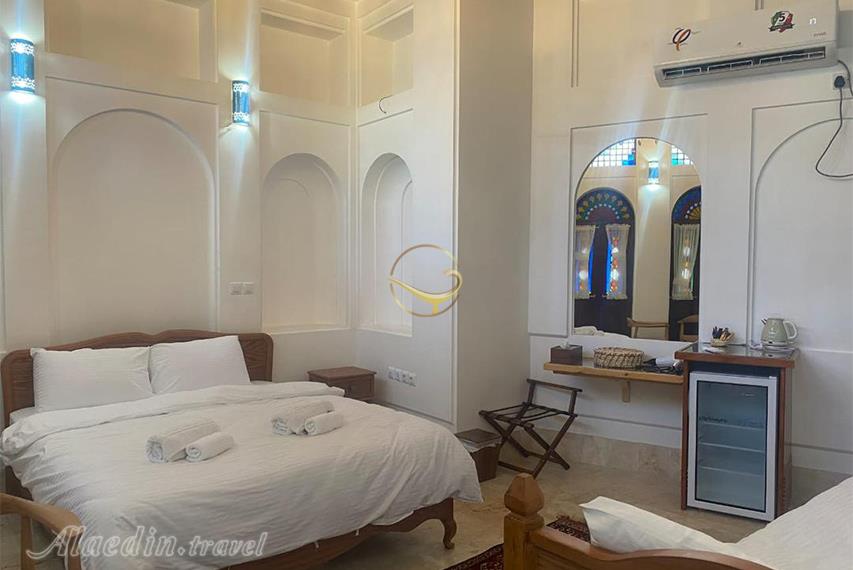 هتل دنسه ریحان بوشهر | علاالدین تراول