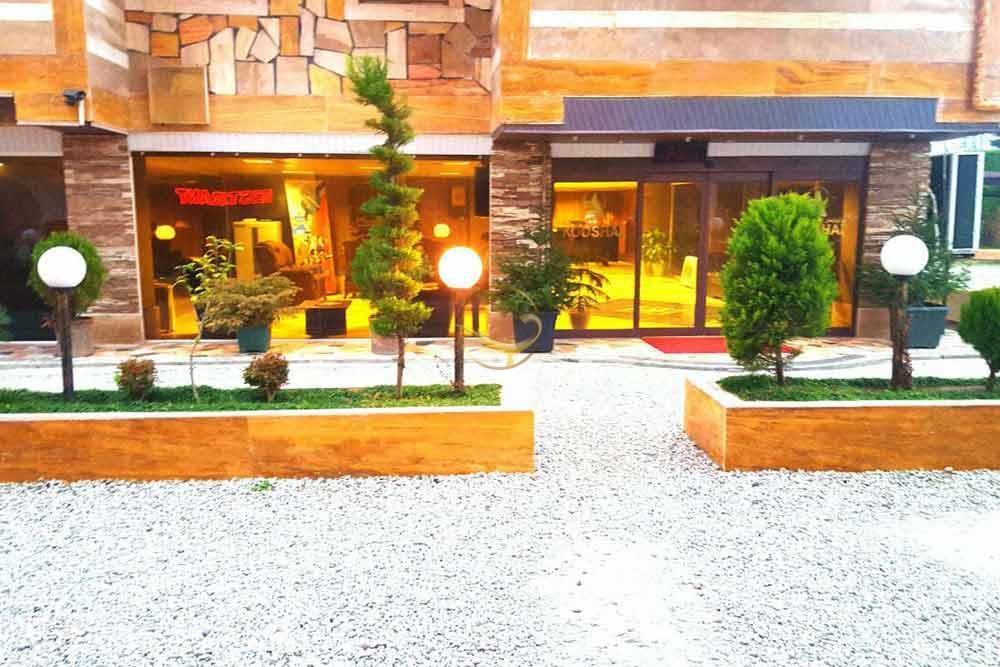 ورودی هتل آپارتمان سه ستاره کوشال چالوس | علاءالدین تراول