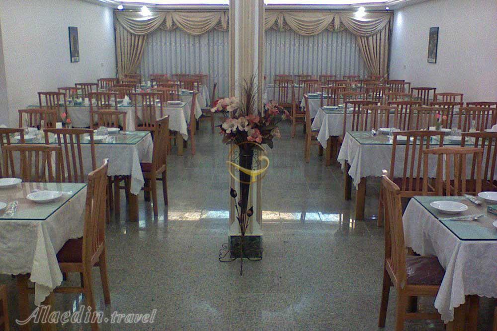 رستوران مهمانسرای جهانگردی بیدخت گناباد | علاءالدین تراول