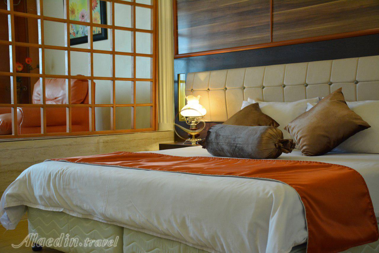 اتاق دبل هتل چهار ستاره آذین گرگان | علاءالدین تراول