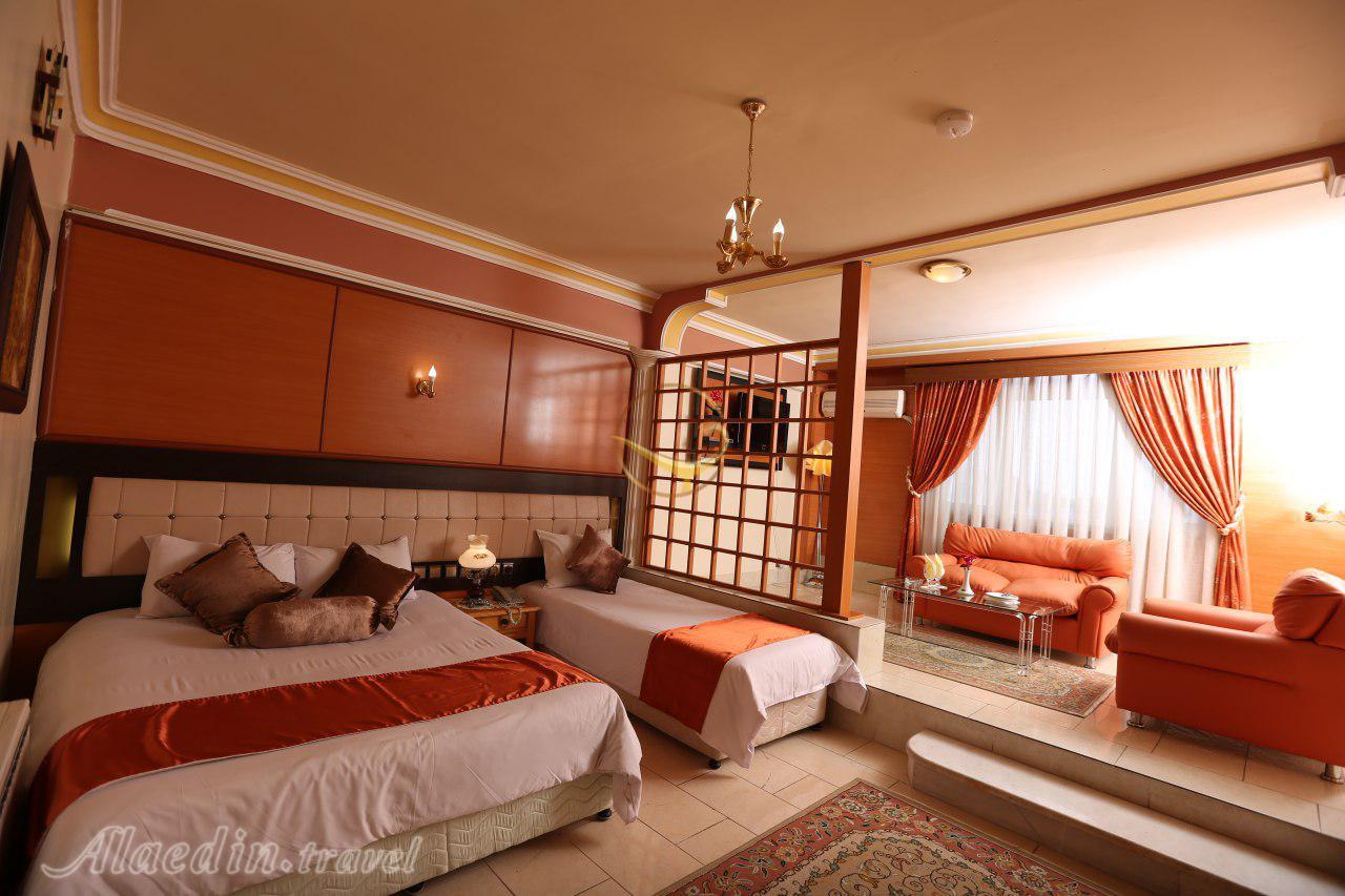 اتاق سه تخته سوئیت هتل چهار ستاره آذین گرگان | علاءالدین تراول