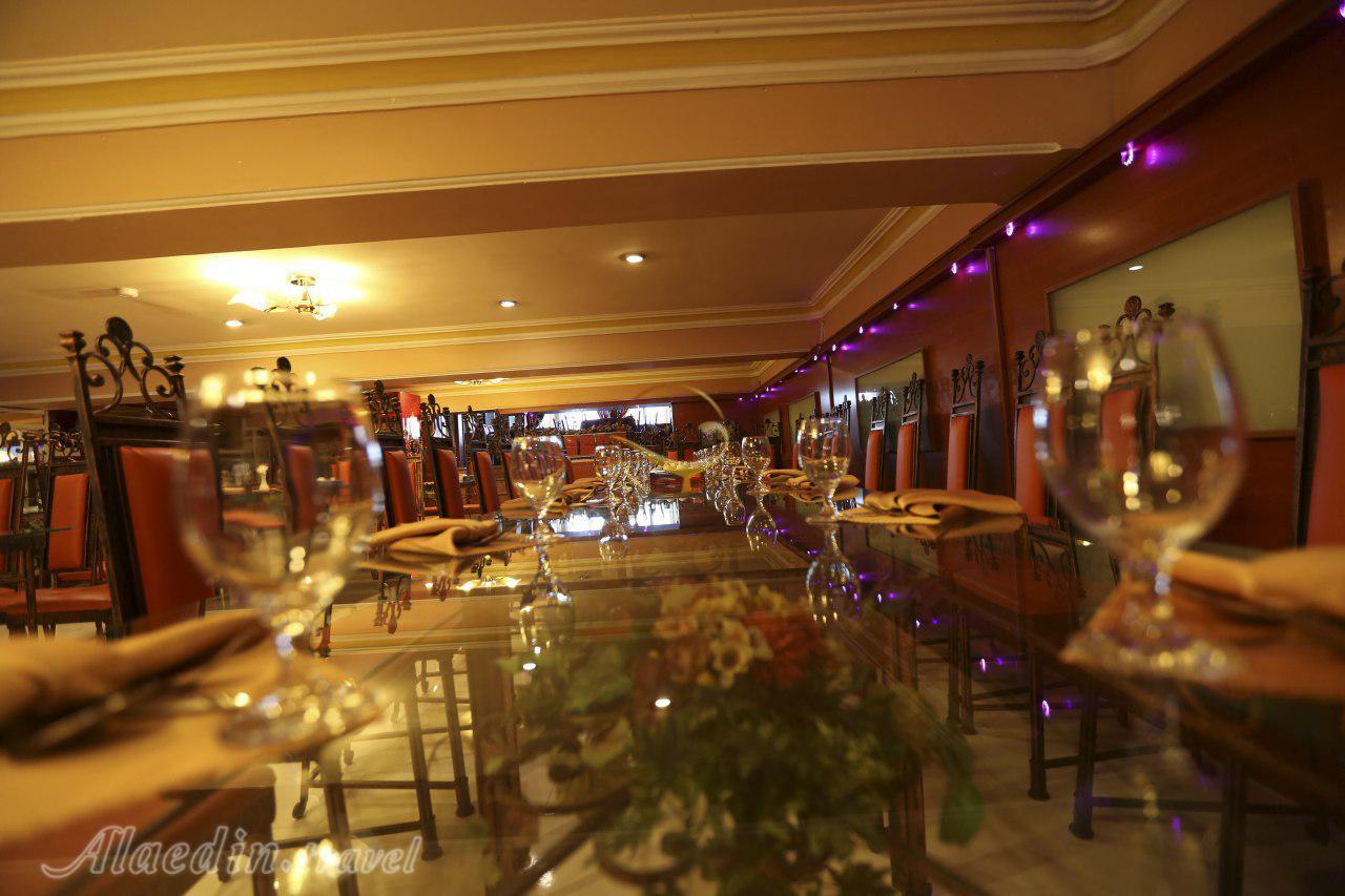 رستوران سوئیت هتل چهار ستاره آذین گرگان | علاءالدین تراول