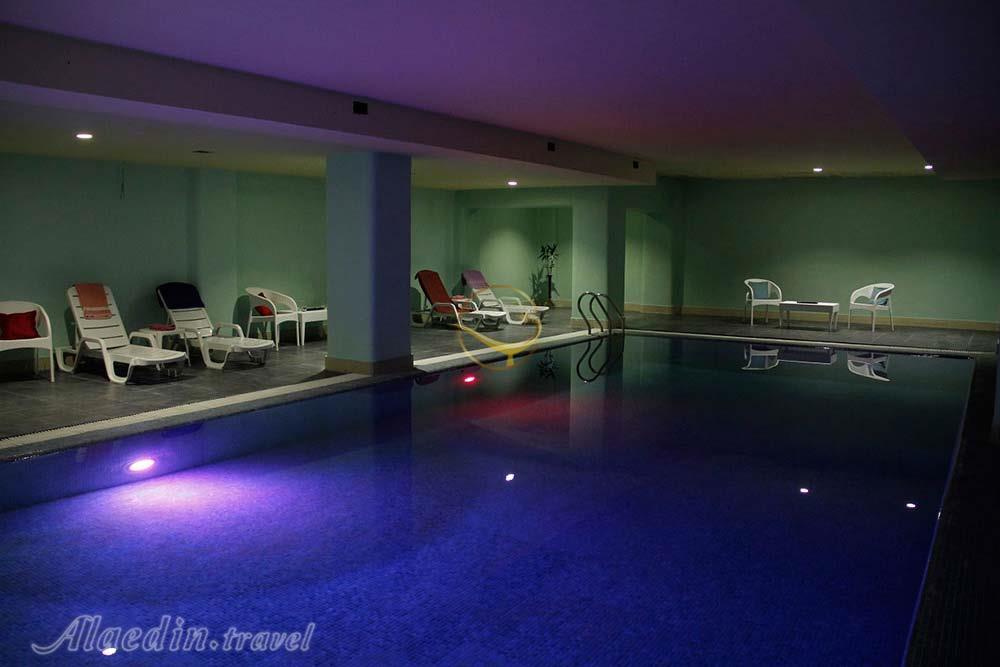 استخر هتل 5 ستاره بوتانیک گرگان| علاءالدین تراول