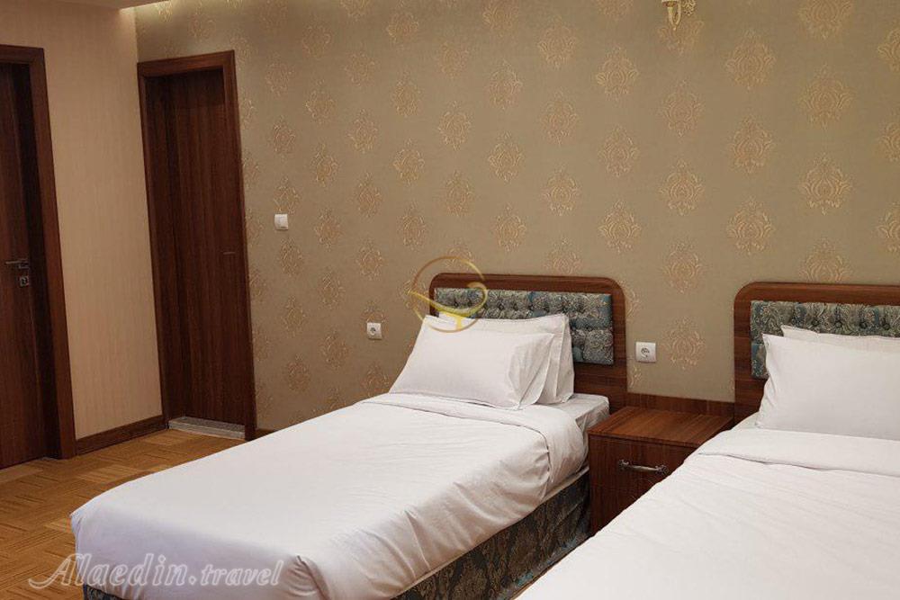 اتاق دو تخته تویین هتل امیران 2 همدان | علاءالدین تراول