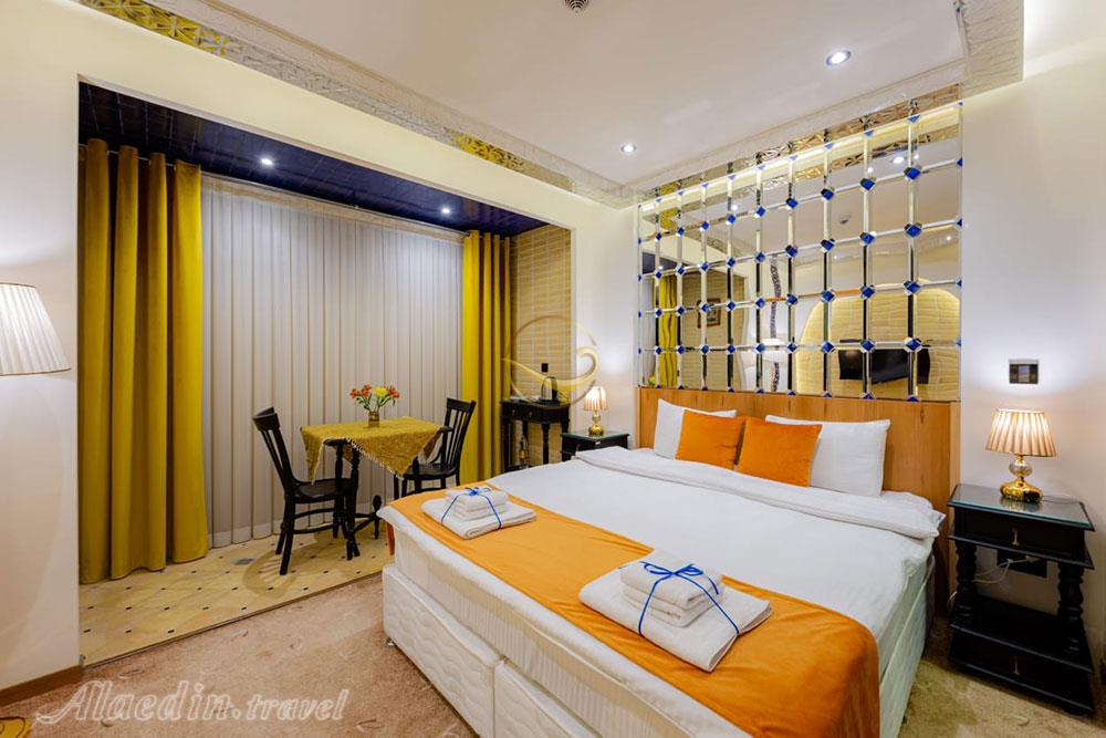 بوتیک هتل هنر اصفهان | علاءالدین تراول