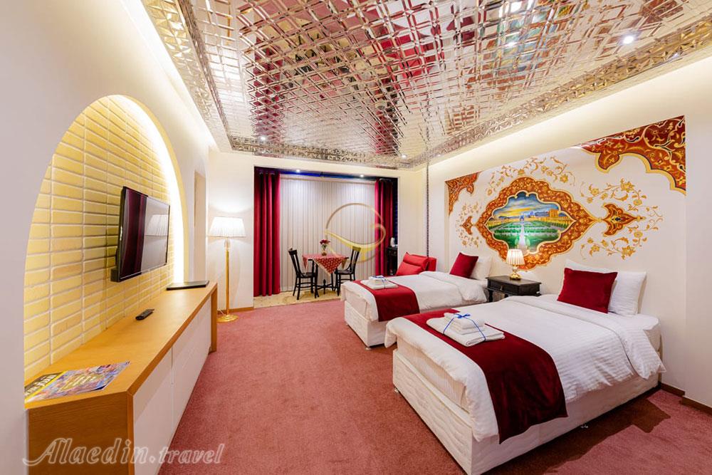 بوتیک هتل هنر اصفهان | علاءالدین تراول