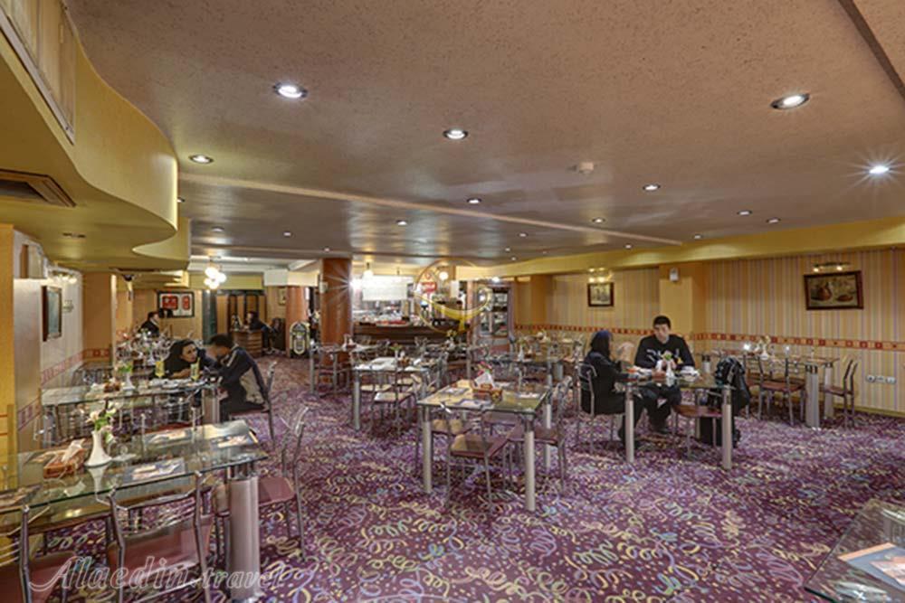 کافی شاپ هتل 4 ستاره آسمان اصفهان | علاءالدین تراول