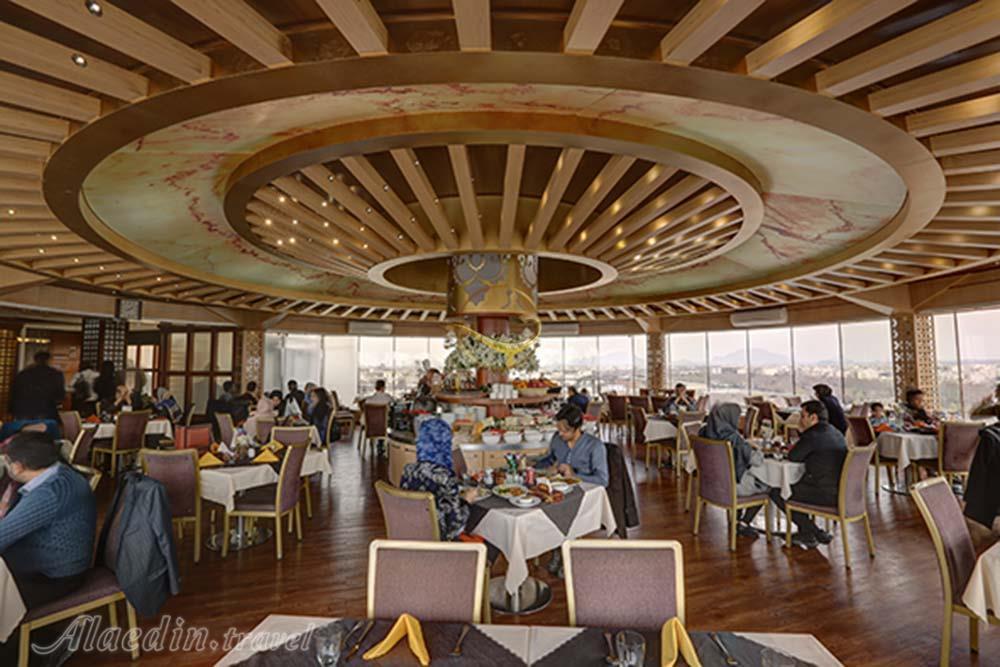 رستوران هتل 4 ستاره آسمان اصفهان | علاءالدین تراول