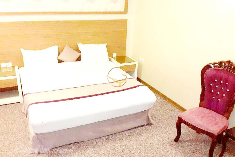 اتاق دوتخته دبل نقره ای هتل 3 ستاره آوین اصفهان | علاءالدین تراول