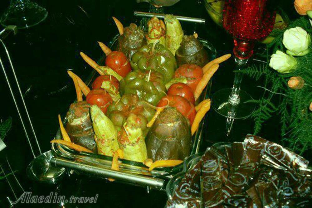 رستوران هتل سنتی 3 ستاره ابن سینا اصفهان | علاءالدین تراول