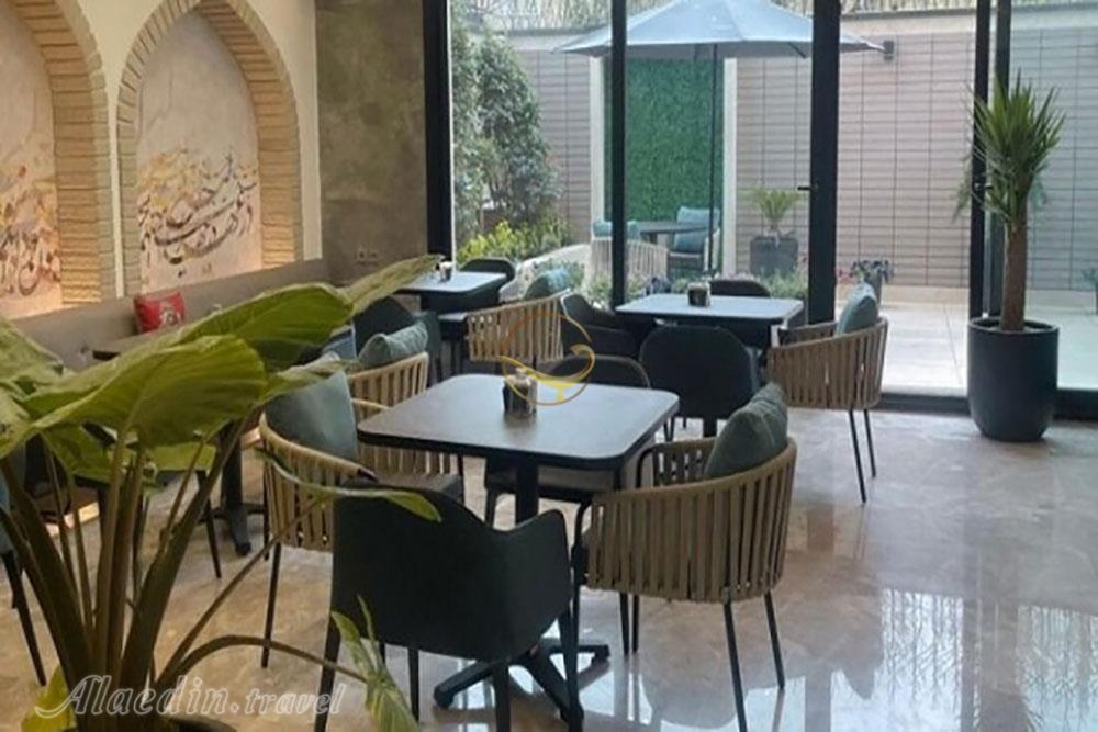 هتل کاربات اصفهان | علاءالدین تراول