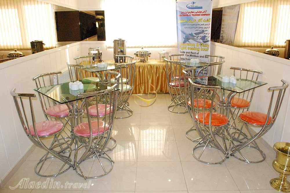 رستوران هتل کارون اصفهان | علاءالدین تراول